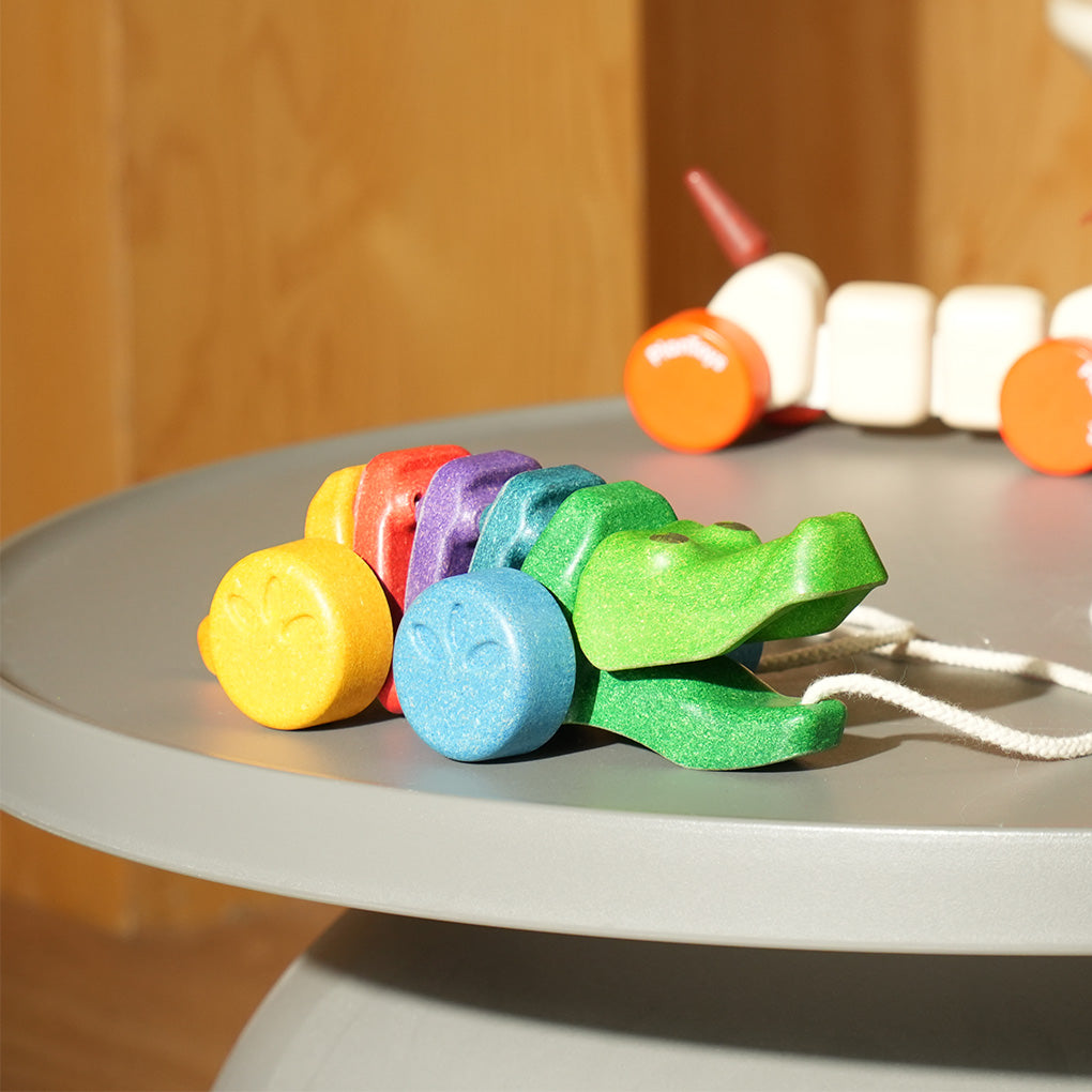 PlanToys - Pull-Along Rainbow Alligator